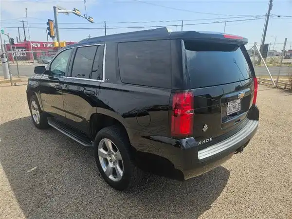 2017 Chevrolet Tahoe LT 2WD's photo