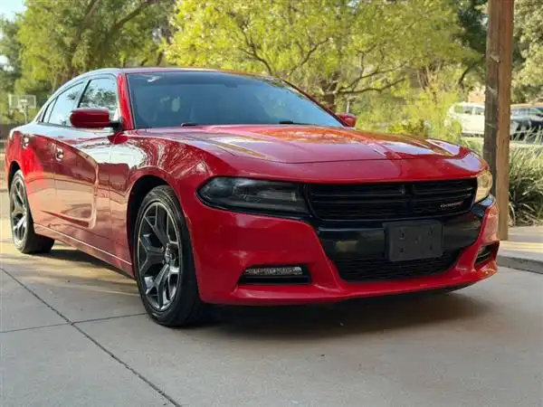 2015 Dodge Charger SXT's photo