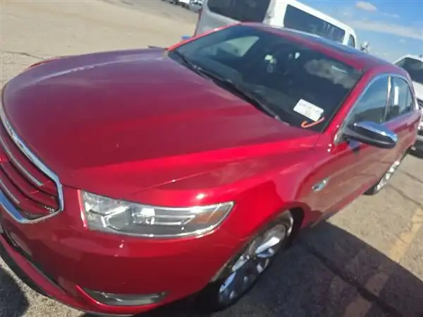 2015 Ford Taurus Limited AWD's photo