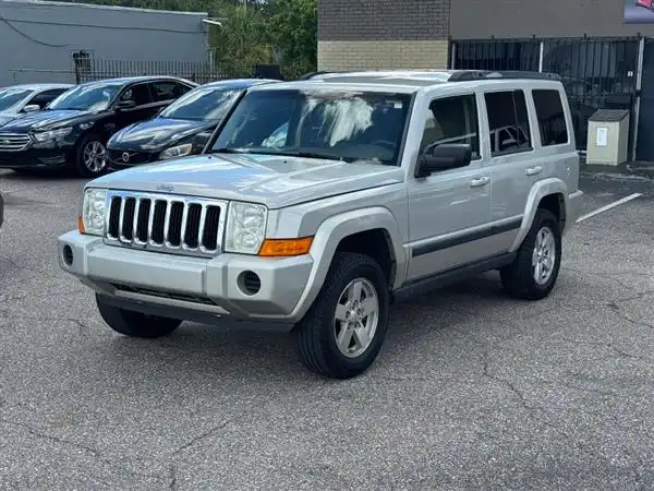 2007 Jeep Commander Sport's photo