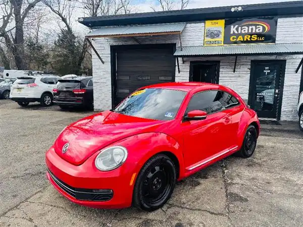 2013 Volkswagen Beetle 2.5L PZEV's photo