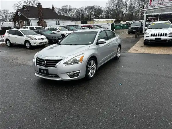 2014 Nissan Altima 3.5 SL's photo