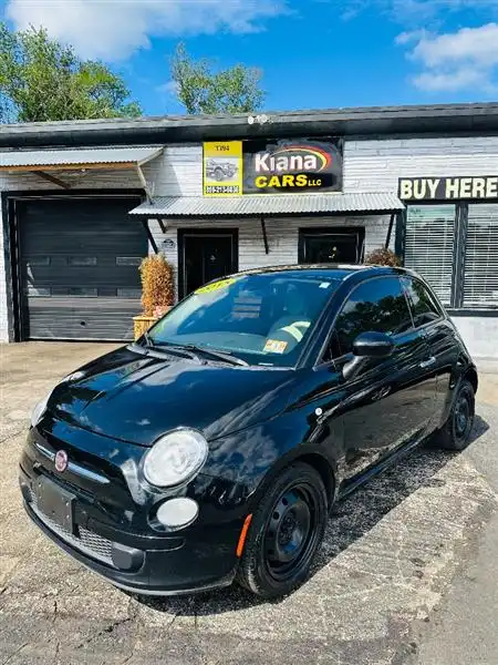2015 FIAT 500 Pop's photo