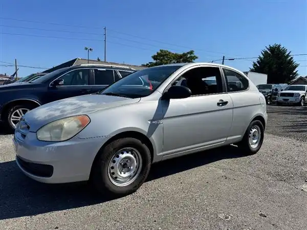 2008 Hyundai Accent GS's photo