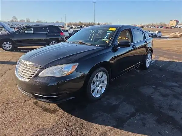 2012 Chrysler 200 Limited's photo