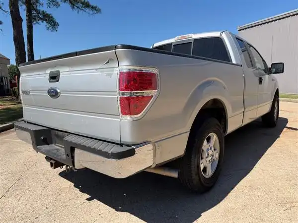 2009 Ford F-150 XLT SuperCab 133 in Styleside's photo