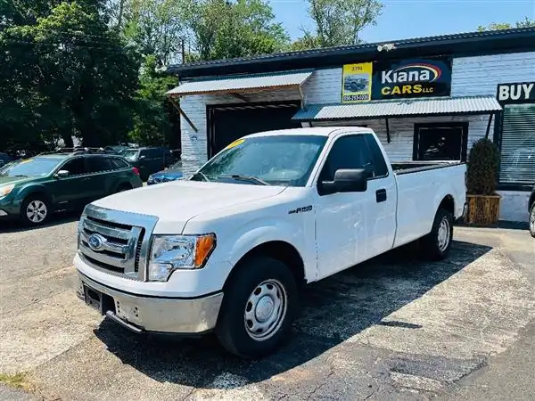 2011 Ford F-150 STX Regular Cab 126 in's photo