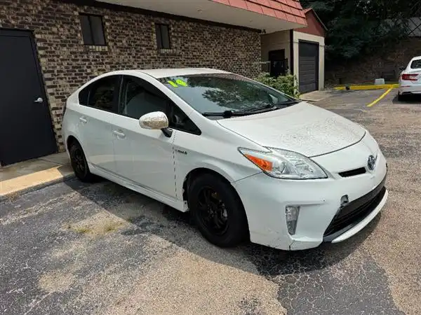 2014 Toyota Prius Four's photo