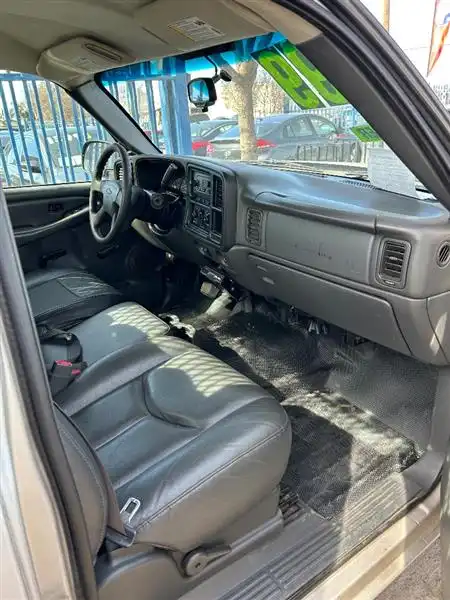 2006 Chevrolet Silverado 1500 LS Regular Cab SWB's photo
