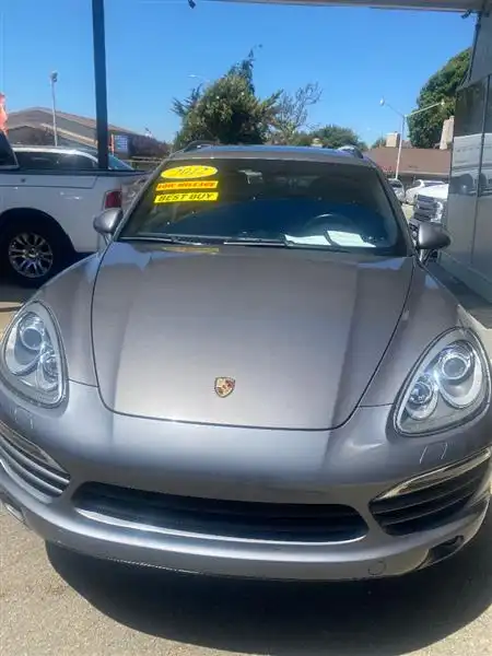 2012 Porsche Cayenne Tiptronic's photo