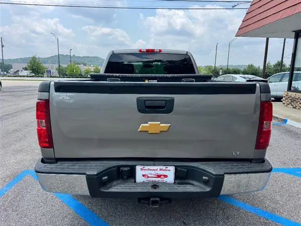 2013 Chevrolet Silverado 1500 LT Extended Cab MWB photo 4