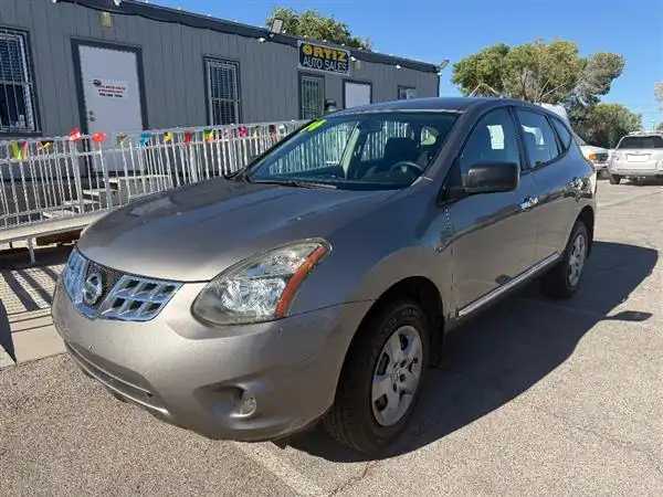 2014 Nissan Rogue Select S FWD's photo