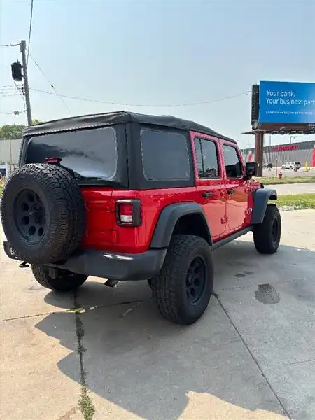 2019 Jeep Wrangler Sport S's photo