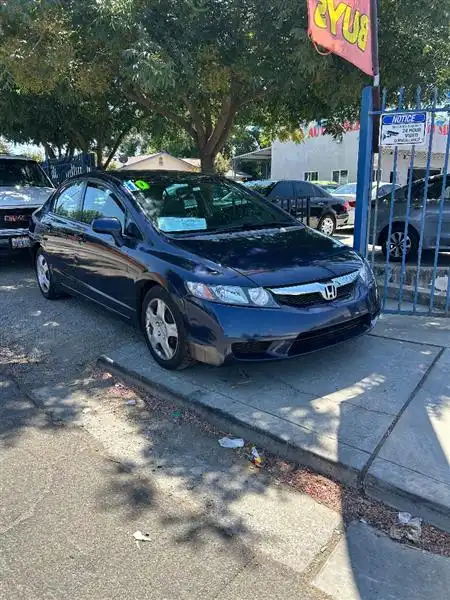 2010 Honda Civic LX Auto's photo