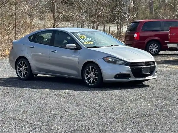 2015 Dodge Dart 2.4 SXT's photo