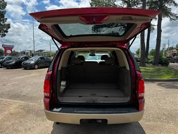 2005 Ford Explorer Eddie Bauer 4.0's photo