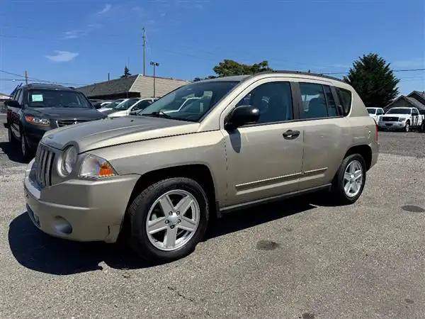 2009 Jeep Compass Sport's photo