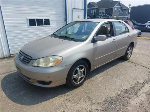 2003 Toyota Corolla LE 4AT's photo