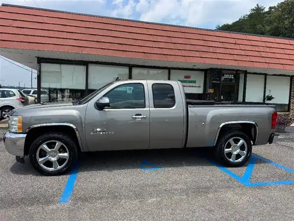2013 Chevrolet Silverado 1500 LT Extended Cab MWB's photo