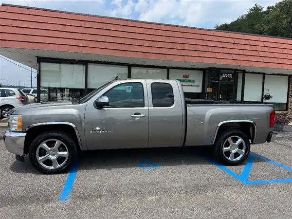 2013 Chevrolet Silverado 1500 LT Extended Cab MWB's photo
