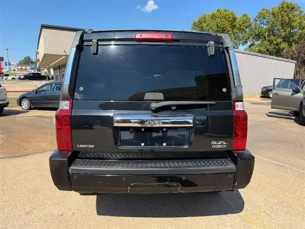 2006 Jeep Commander Limited 2WD's photo
