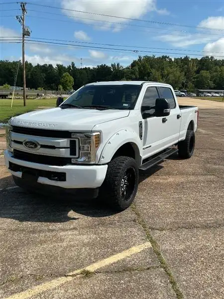 2018 Ford F-250 King Ranch 4WD Crew Cab 8' Box's photo