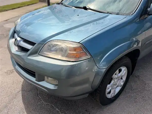 2005 Acura MDX Touring Navigation Package Entertainment Package's photo