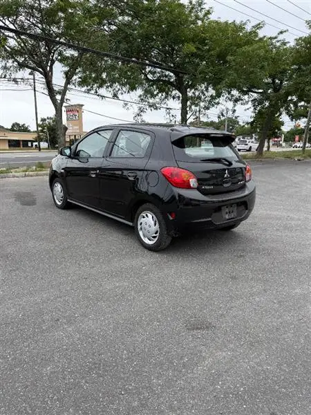 2015 Mitsubishi Mirage DE photo 3