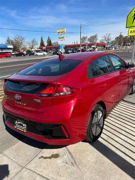 2019 Hyundai Ioniq 1.6 Blue Hybrid DCT's photo