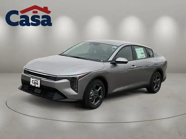 2026 Kia K4 LXS AT's photo