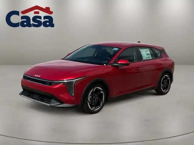 2026 Kia K4 EX AT Hatchback's photo