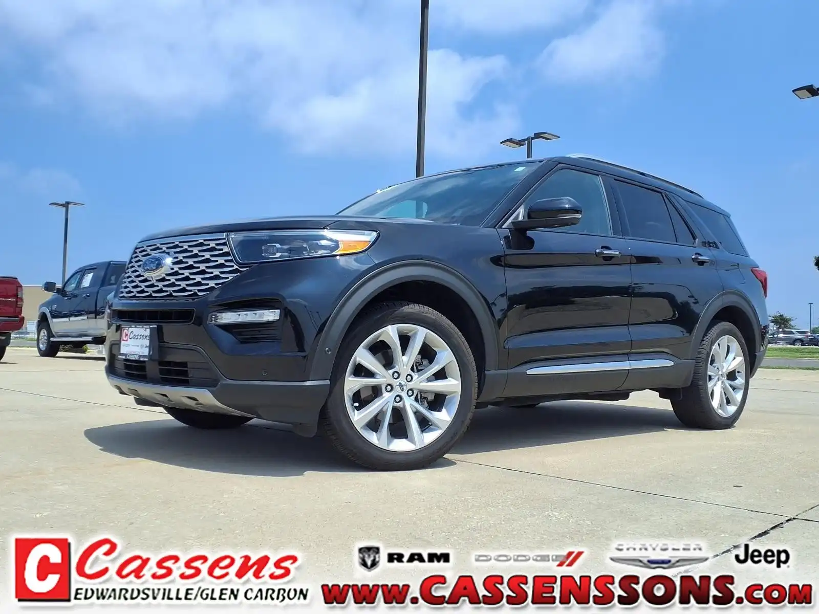 2022 Ford Explorer Platinum 4WD's photo