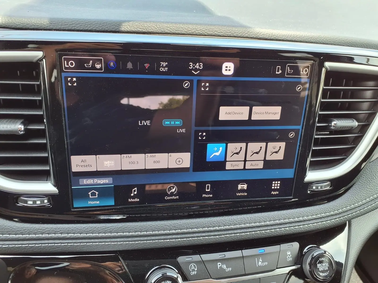 2027 Chrysler Pacifica Select photo 4