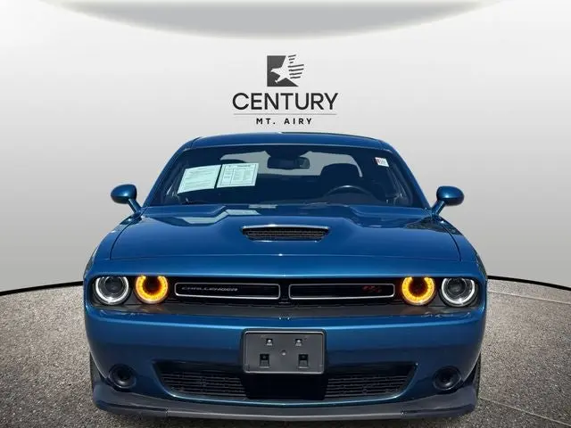 2023 Dodge Challenger R/T photo 5