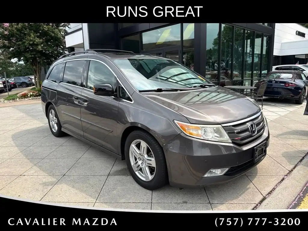 2011 Honda Odyssey Touring Elite's photo