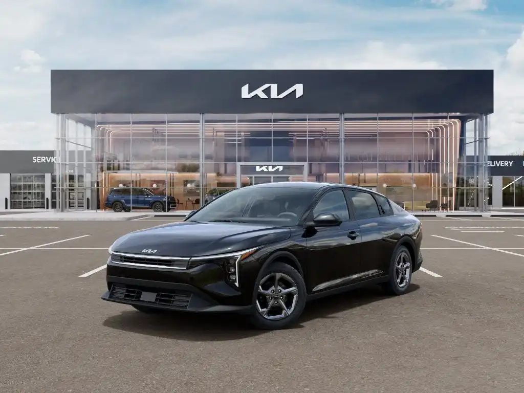 2026 Kia K4 LXS AT's photo