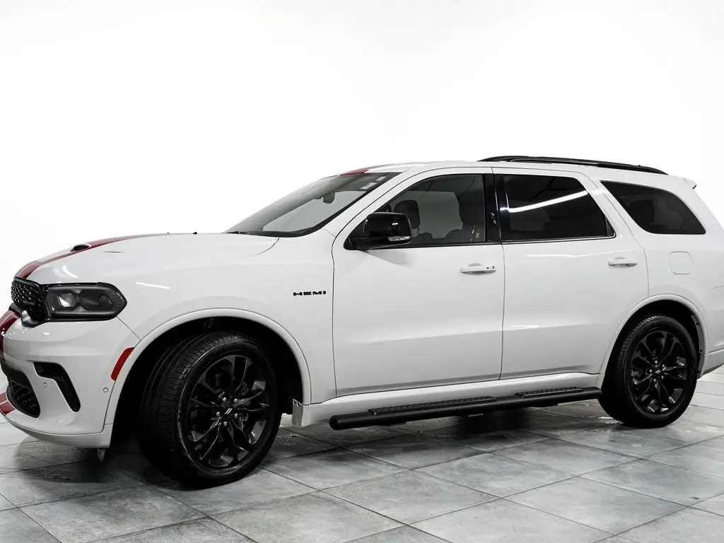 2025 Dodge Durango R/T AWD Plus photo 4