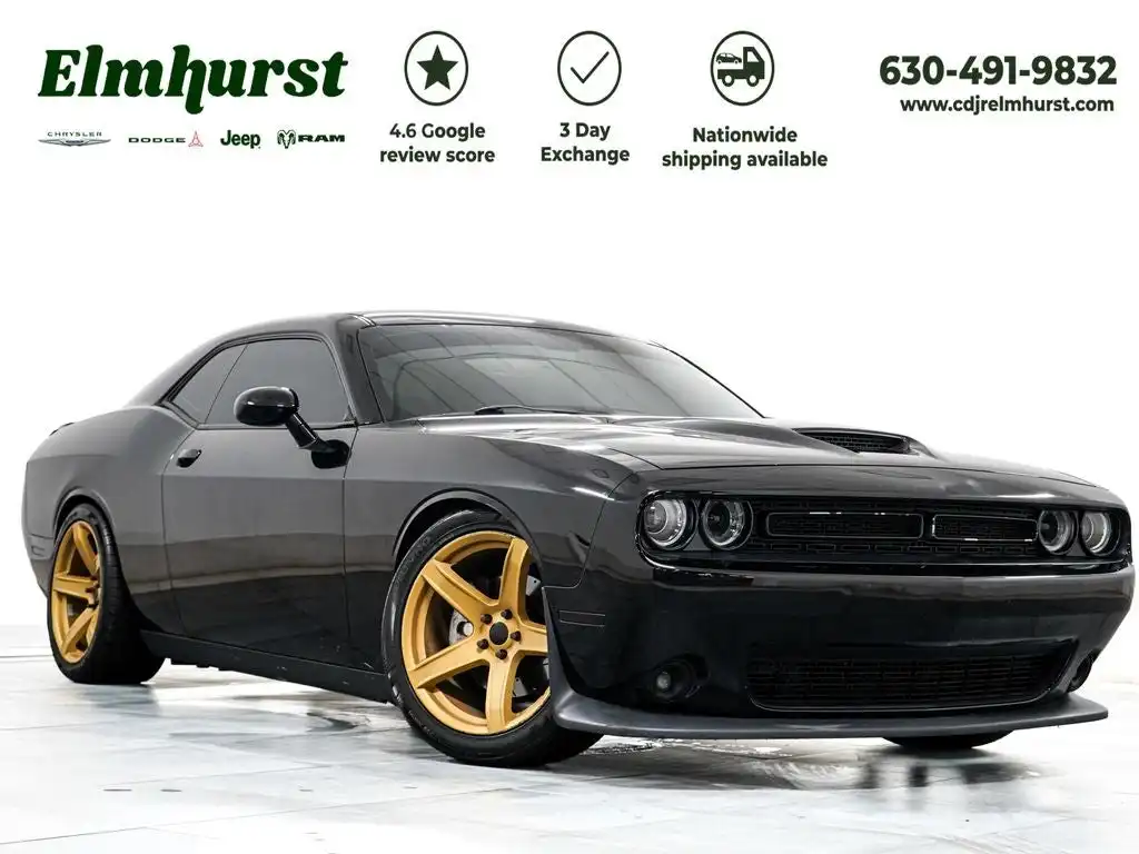 2019 Dodge Challenger R/T's photo