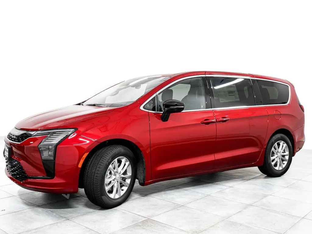 2027 Chrysler Pacifica Select photo 4