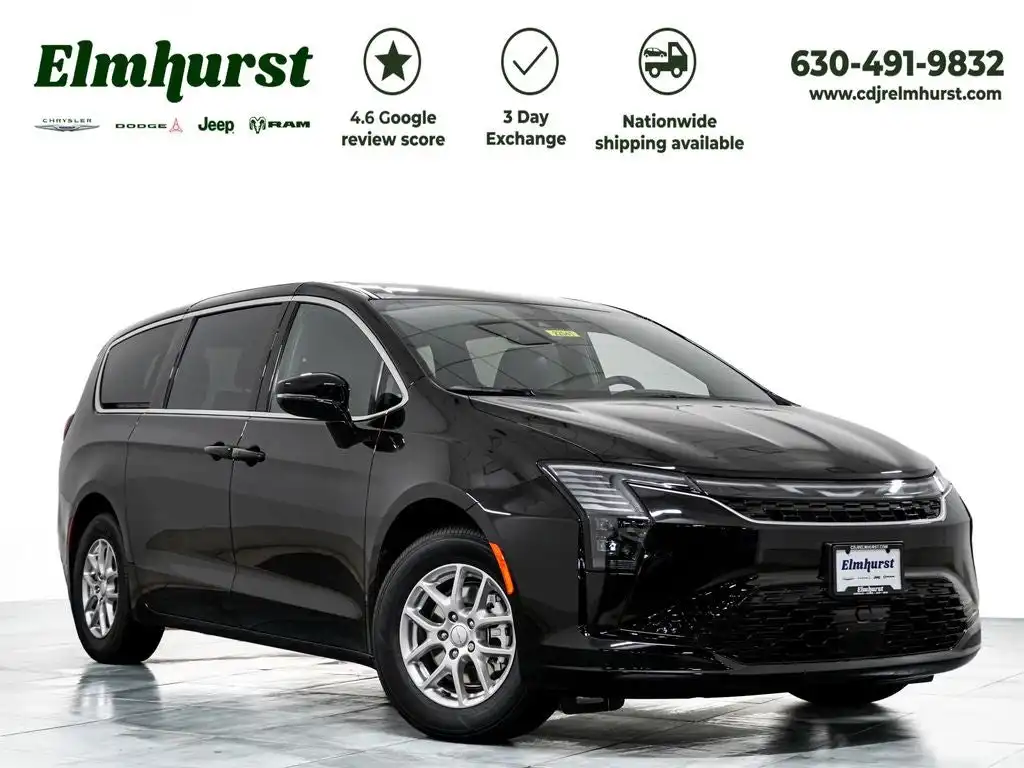 2027 Chrysler Pacifica Select's photo