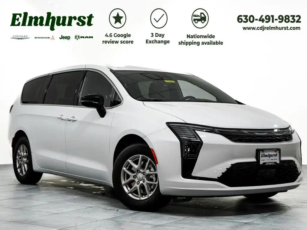 2027 Chrysler Pacifica Select's photo