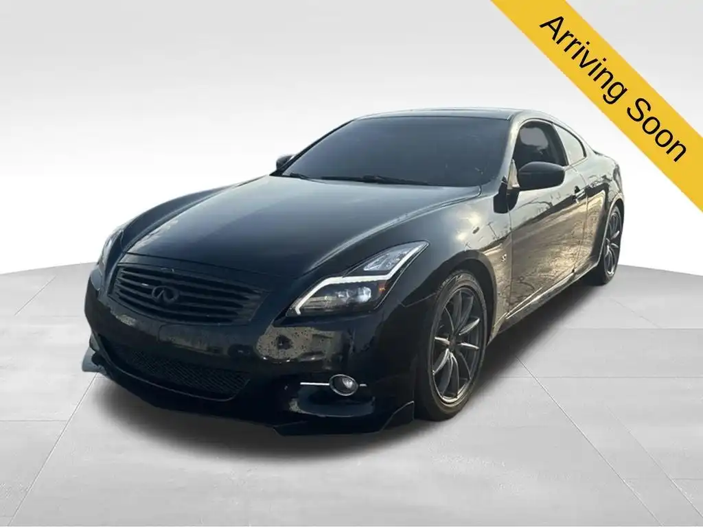 2015 INFINITI Q60's photo