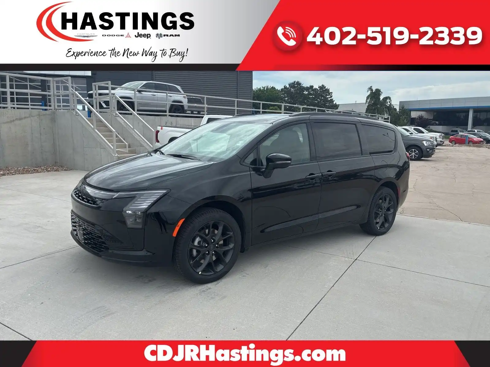 2027 Chrysler Pacifica Limited AWD's photo