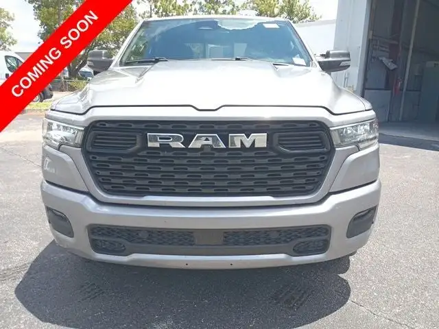2025 RAM 1500 Big Horn/Lone Star Crew Cab 5'7's photo
