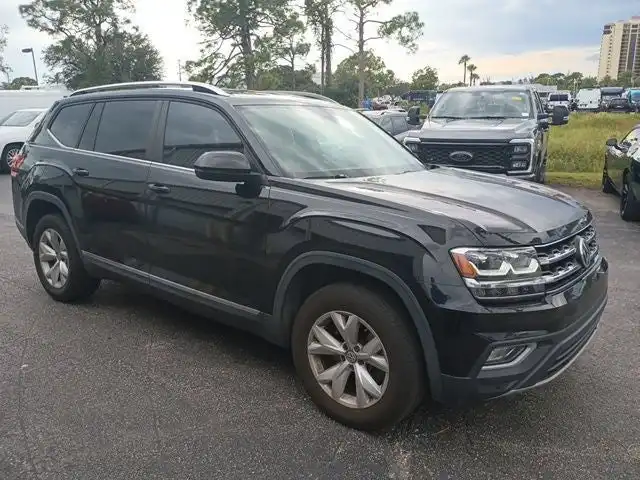 2018 Volkswagen Atlas 3.6L V6 SEL Tiptronic's photo