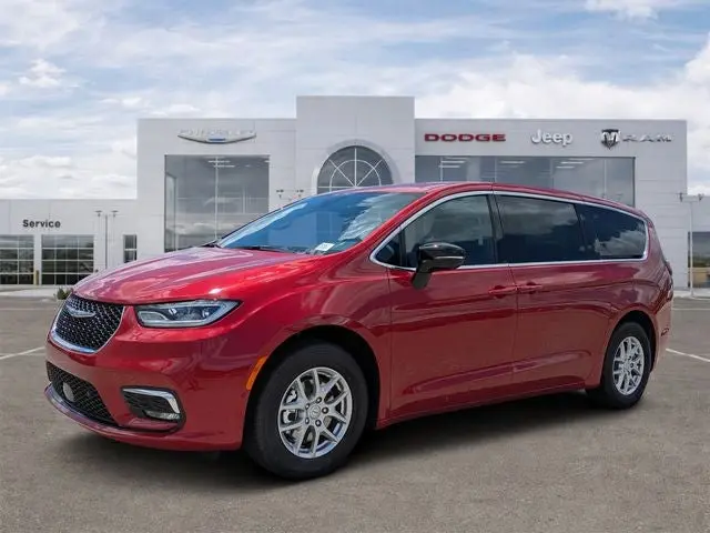 2026 Chrysler Pacifica Select photo 5