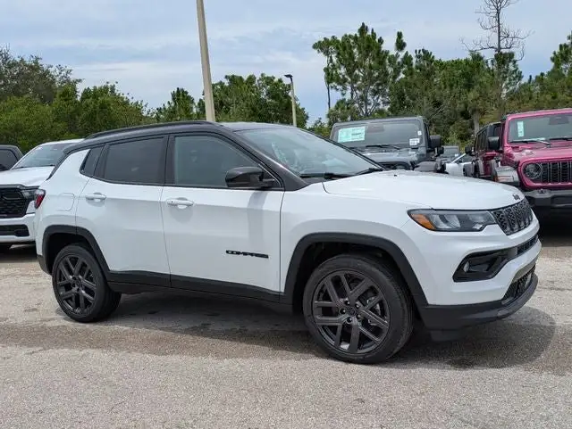 2026 Jeep Compass Limited Altitude 4X4's photo