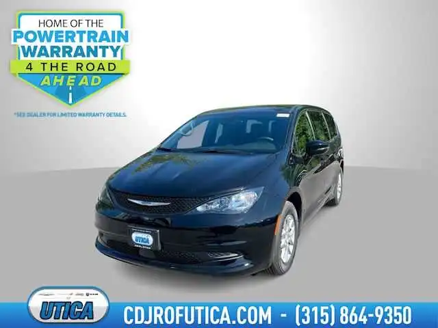 2027 Chrysler Voyager LX's photo