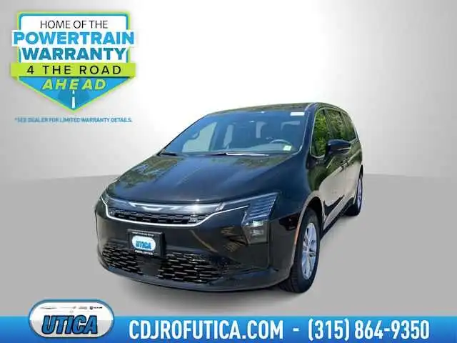 2027 Chrysler Pacifica Select AWD's photo