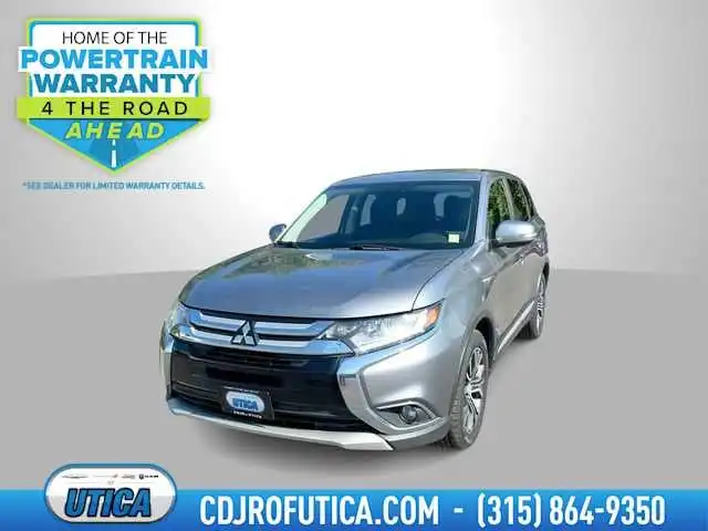 2017 Mitsubishi Outlander SE S-AWC's photo